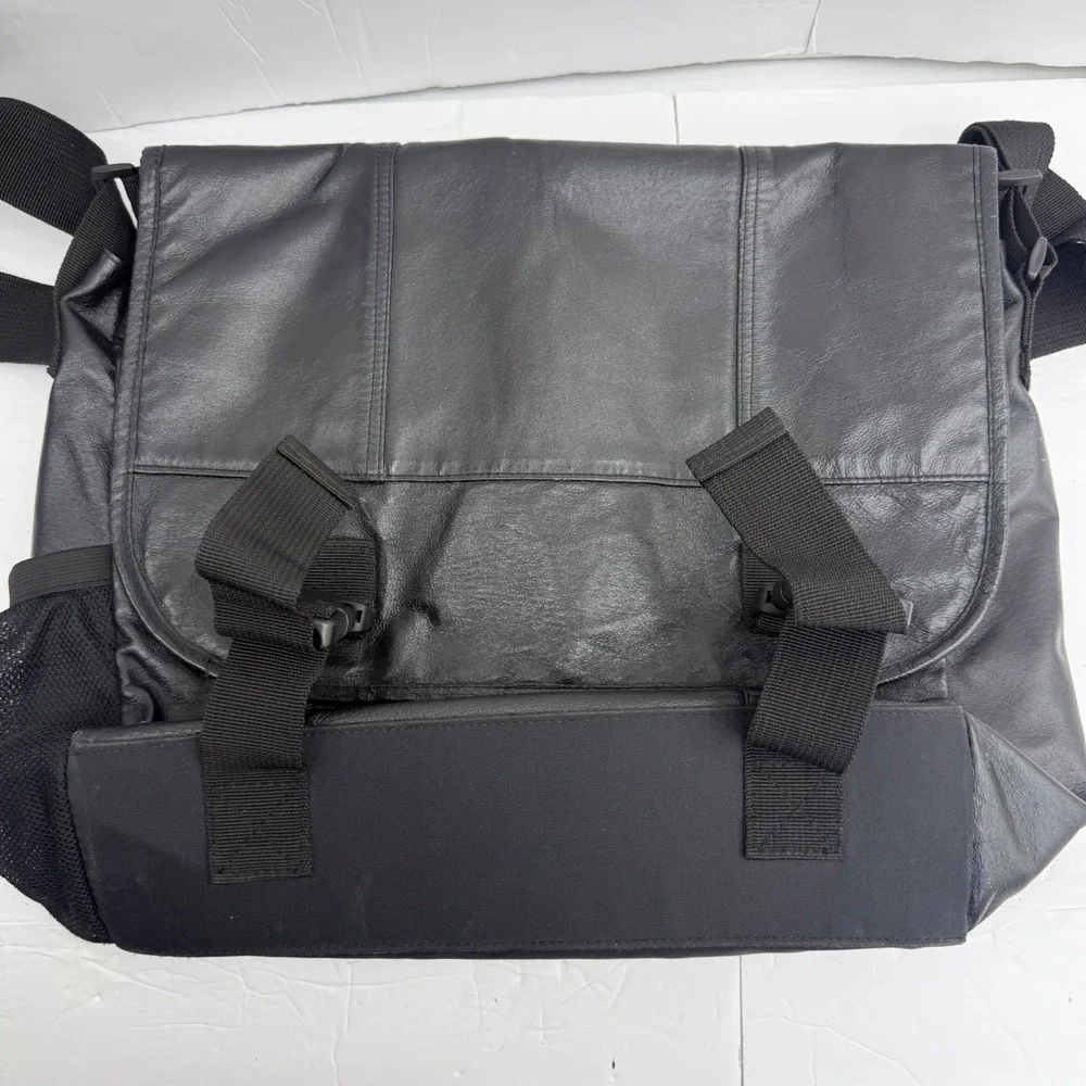Wilsons Leather Messenger Bag Black Leather Nylon Buckle Crossbody